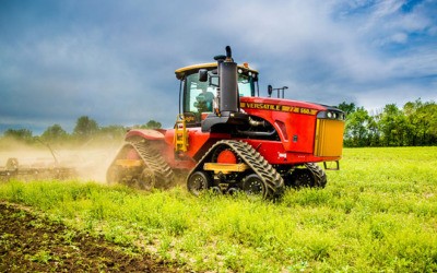 Agriculture equipment manufacturers that offer Cummins engine